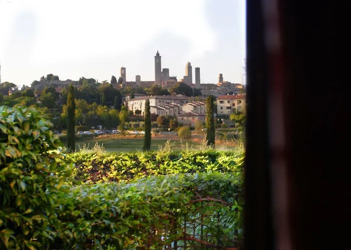 ベッド・アンド・ブレックファスト Viani 3*