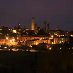 Viani Oda ve Kahvaltı San Gimignano